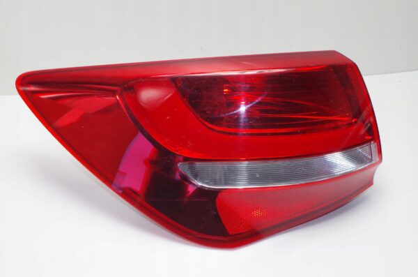 6835a10b4c0db24333c6b1580112-600x397-1.jpg Kia Ceed (2012-2018) Offside Rear Inner Light - Image 1