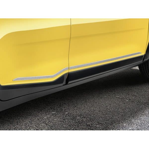 H8271ADE60ST-Side-Trim-Line-600x600-1.jpg Kia Stonic (2017-Onwards) Brushed Stainless Steel Side Trim’s - Image 1