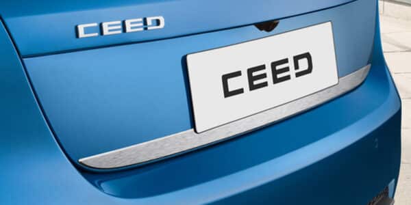 J7491ADE00BR-600x300-1.jpg Kia Ceed (2018-Onwards) Brushed Stainless Steel Rear Tailgate Trim Line - Image 1