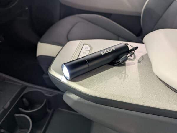 PXL_20251015_141608621-600x451-1.jpg Kia LED Flashlight and Power Bank - Image 1
