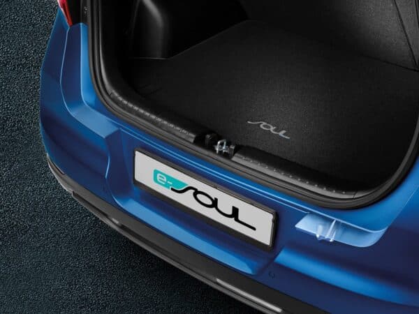 j2272ade00tr-im-rear-bumper-protection-foil-transparent-thumbnail-2050x1400-85-600x450-1.jpg Kia Soul EV 2020-Onwards Transparent Rear Bumper Protection Foil - Image 1